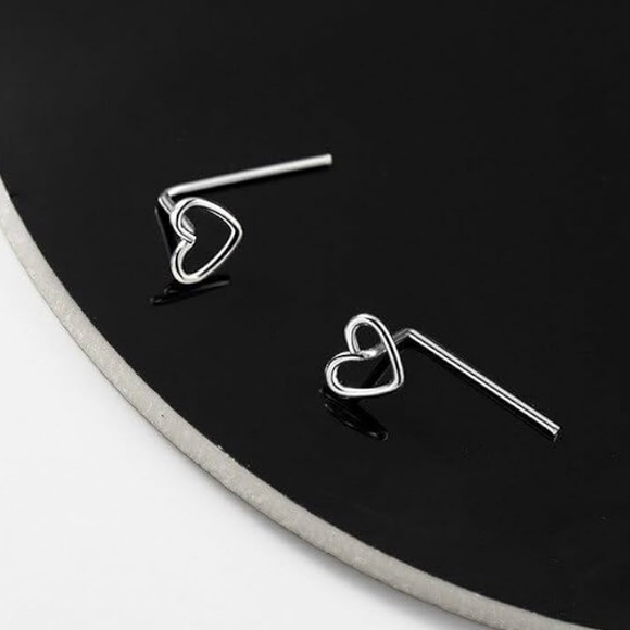 Delicate & Dainty Sterling Silver Minimalist Wire Heart Threader Earrings - Picture 3 of 7